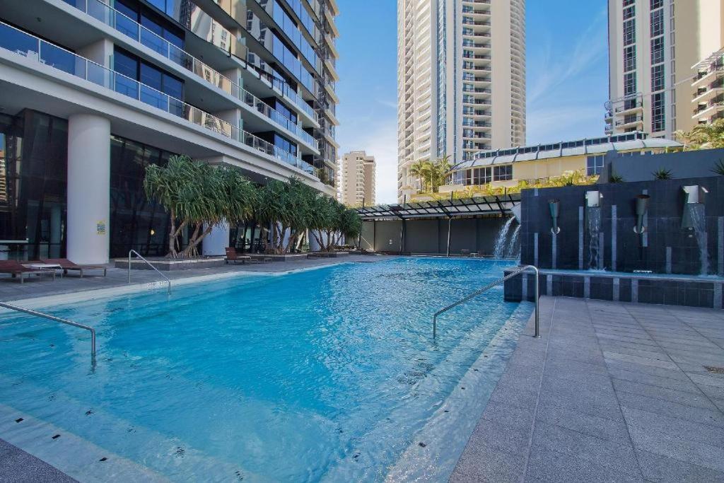 Circle On Cavil Holidays Gold Coast Buitenkant foto