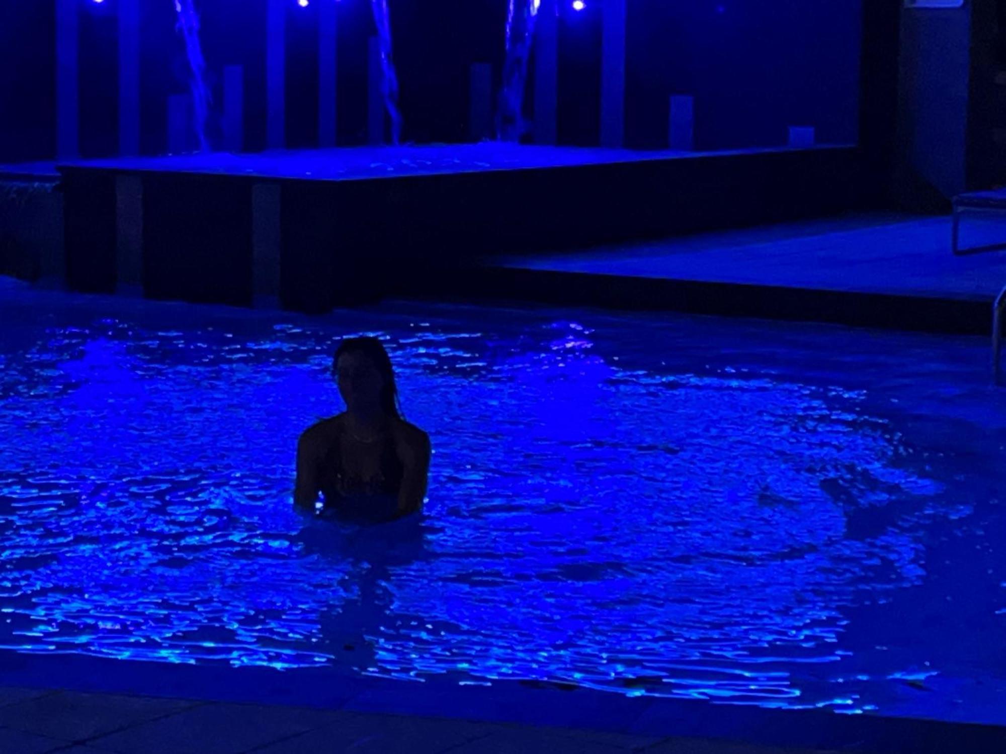 Circle On Cavil Holidays Gold Coast Buitenkant foto