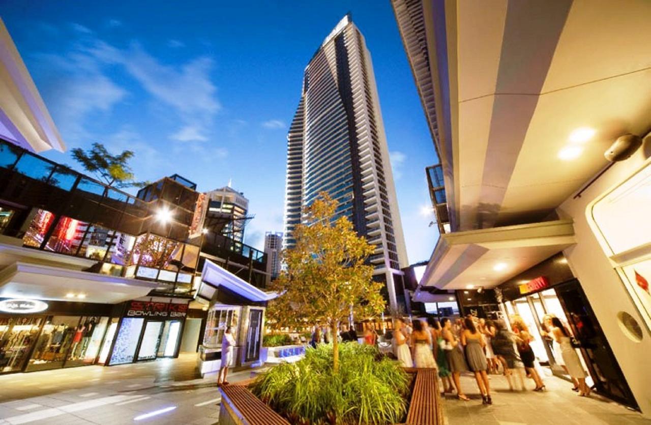 Circle On Cavil Holidays Gold Coast Buitenkant foto
