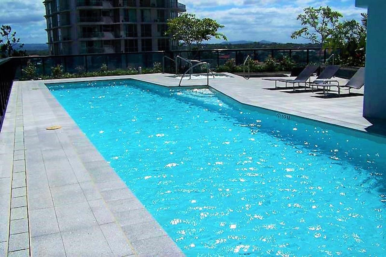 Circle On Cavil Holidays Gold Coast Buitenkant foto